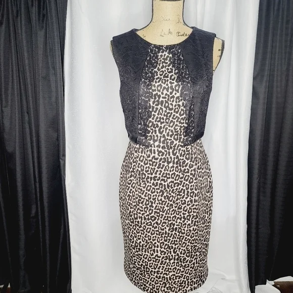 Karl Lagerfeld Paris Mob Wife Leopard Black Lace Dress size 6 - Picture 10 of 10